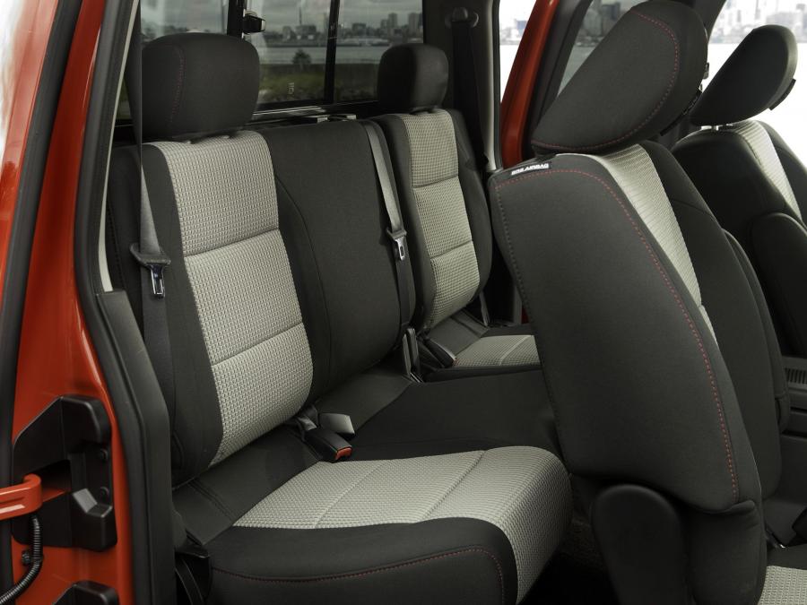  Nissan Titan King Cab 2007 года  (фото 19 из 28)